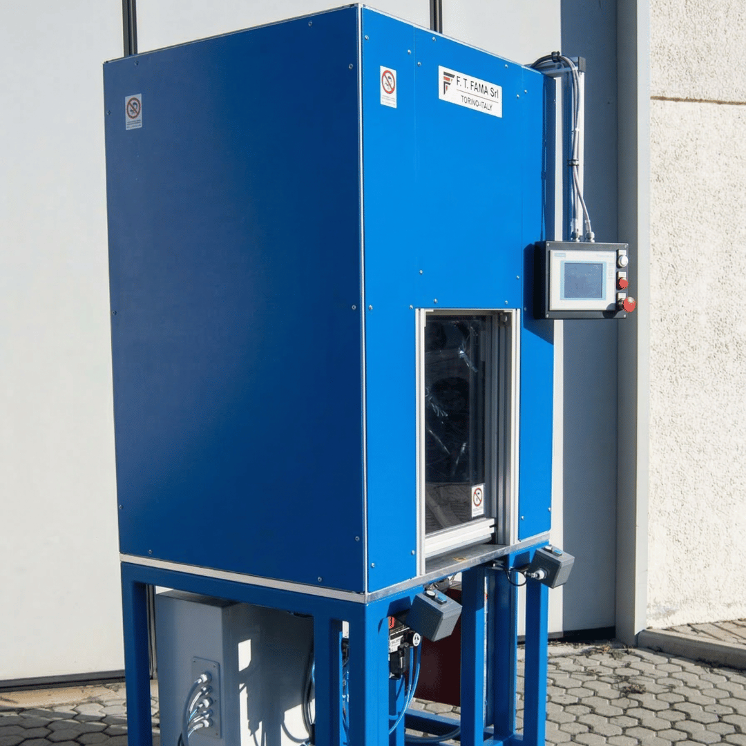 Impianto semiautomatico con cabina